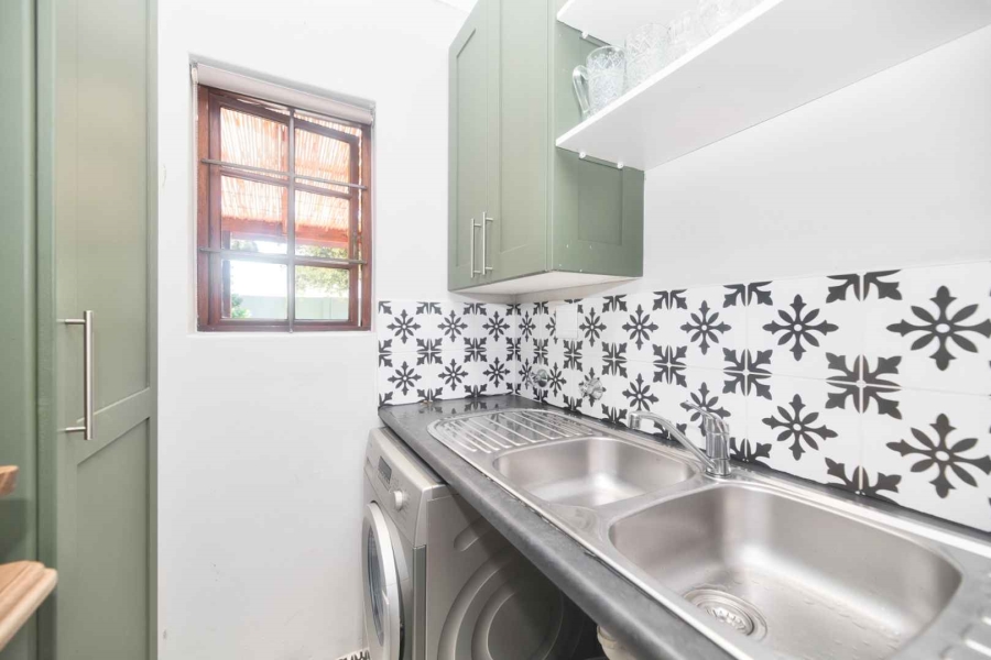 3 Bedroom Property for Sale in Northcliff Western Cape